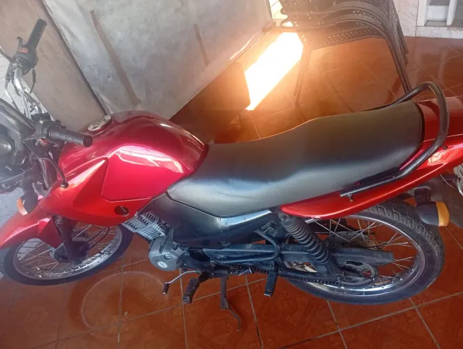 *Moto revisada , econômica e abaixo do valor da tabela Fipe. Aceito proposta.