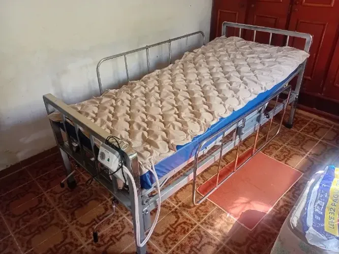 Cama Hospitalar + Colchão Pneumático