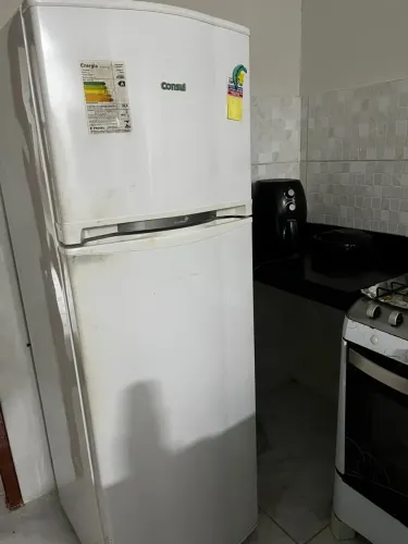 Geladeira 263L cônsul