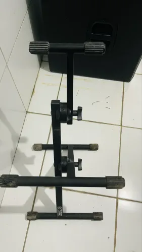 Estante para amplificador