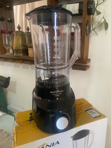 Liquidificador Britânia 220v 2,6L 600W novo lacrado