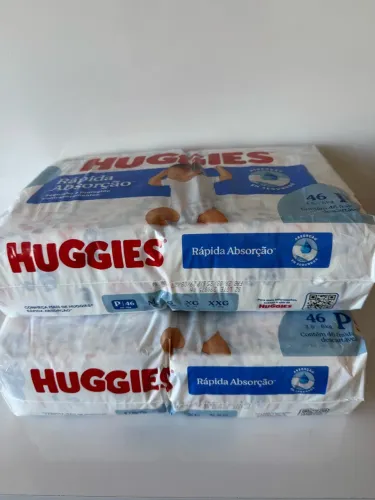 2 pacotes de Fraldas Huggies P