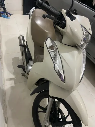 Vendo biz 2024 única dona