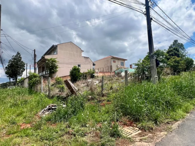Terreno de Esquina no Bairro São Marcos!