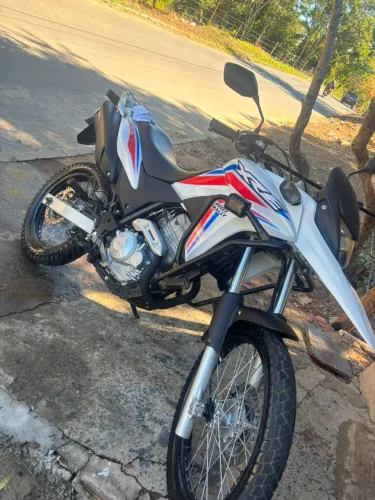 Vendo troco xre300