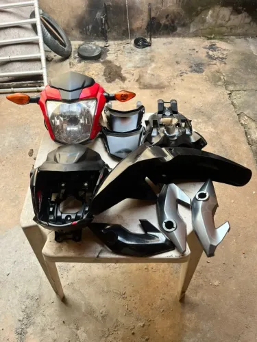 Farol aranha carenagem farol Fan Titan 15 a 24