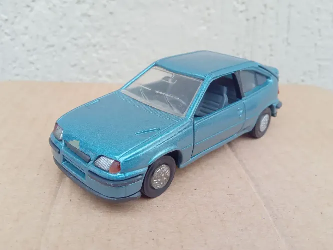 Miniatura Arpra Kadett Azul Metallico