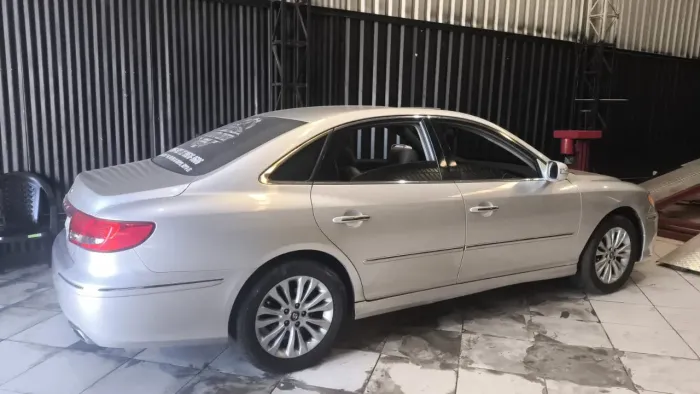 Hyundai Azera GLS 3.3 V6 24V 4P Aut. 2011