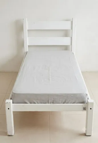 Cama madeira maciça solteiro