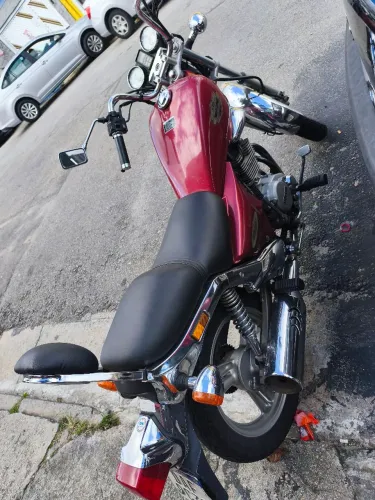 Vendo Daelim 1999 com 17400 km moto muito boa e barata só 6.000,00