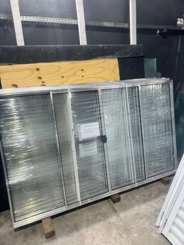 Janela 1.20x2.00 4 folhas - Queima de estoque