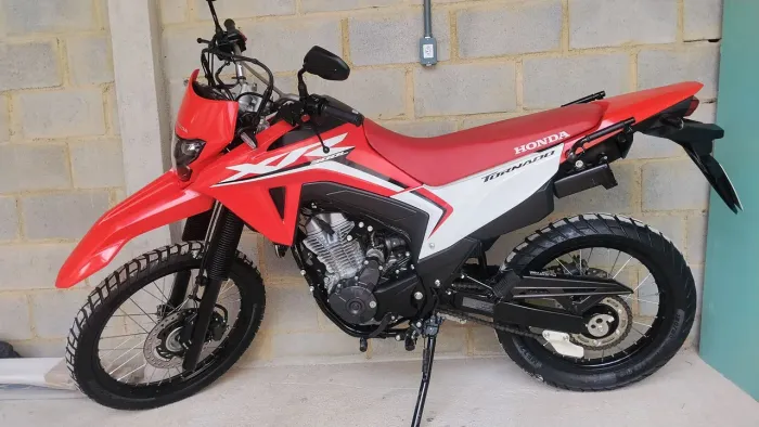 XR TORNADO 300 0km