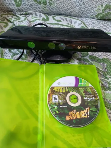 Kinect Xbox com jogo