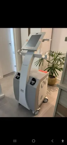 Máquina de Criolipólise com Manoplas