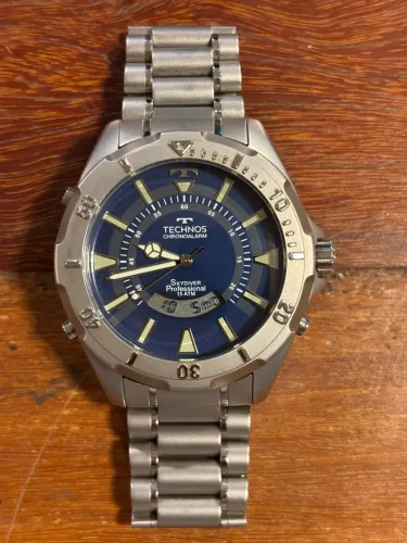 Technos SKYDIVER modelo T205fm-1a modelo raro