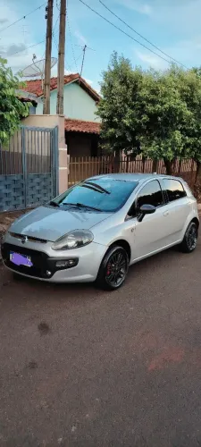 Fiat Punto Attractive Italia 1.4 F.flex 8V 5P 2013