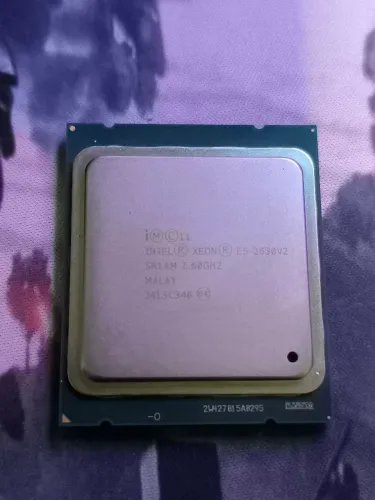 XEON E5-2630v2<br>ER1AM 2.60GHZ<br><br>MALAY<br><br>J415C346 e4<br><br>E5-2630V2M 2.60GHZ<br><br>MALAY<br><br>J415C346 e4