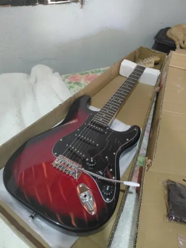 Guitarra + Mini amplificador
