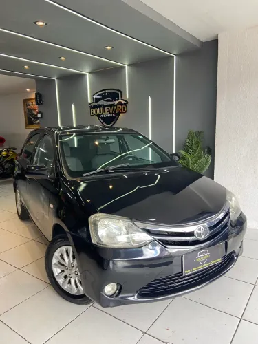 Toyota Etios XLS 1.5 Flex 16V 5P Mec. 2013