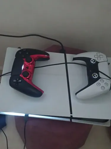 Vendo ps 5 leiaa descrição 