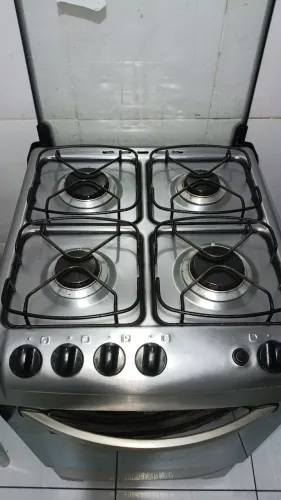 Fogão elétrico de inox 4 bocas
