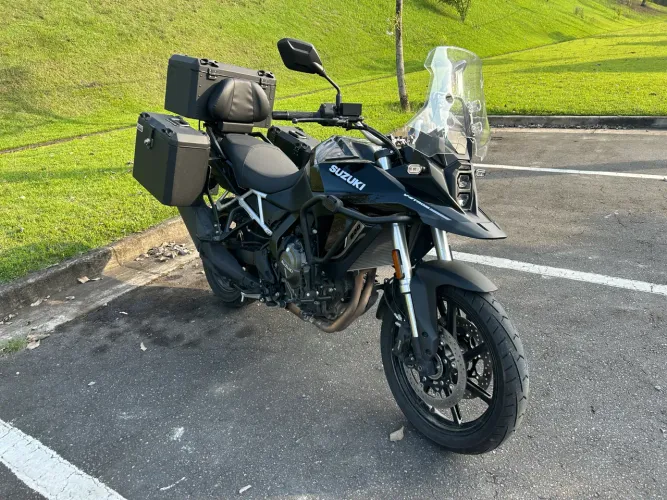 Moto vstrom 800