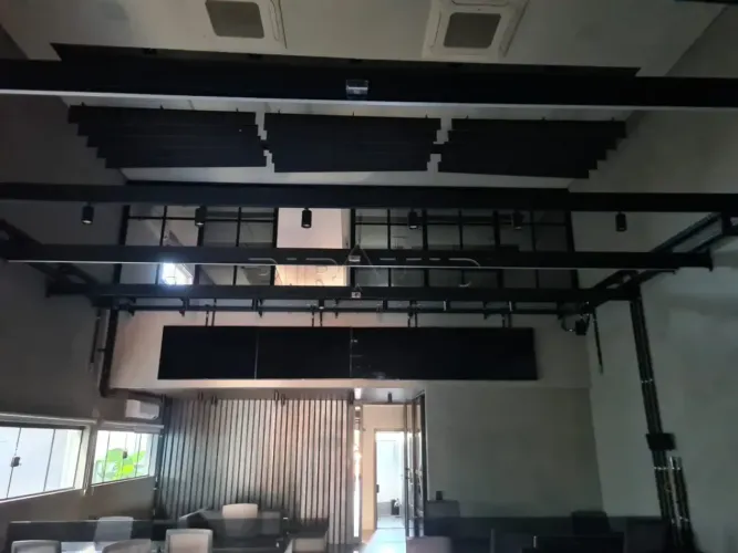 Salão Comercial no Bairro Jardim Califórnia, Zona Sul de Ribeirão Preto/SP.