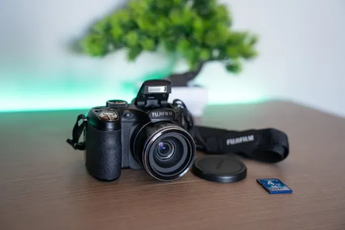 Câmera Fujifilm FinePix S2980