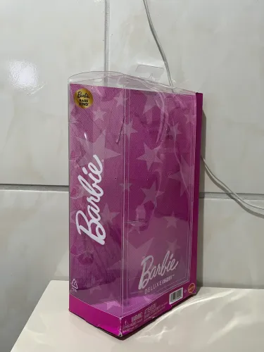 Caixa Barbie Deluxe Style Rare Find Raquelle