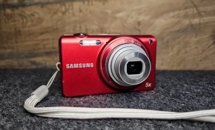 Câmera digital Samsung st65 14 megapixels (sem detalhes)
