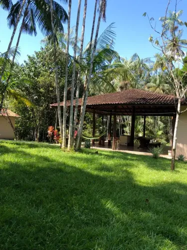 Sítio para venda com 10 Hectares e linda Casa e 3 chalés