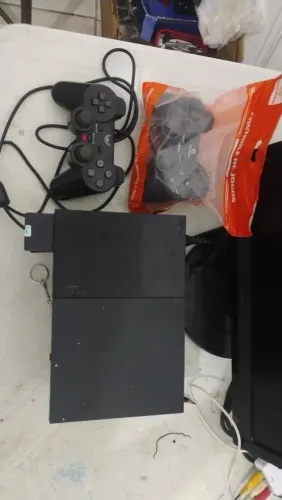 Playstation2 funcionando perfeitamente aceito cartão 4x de 104$