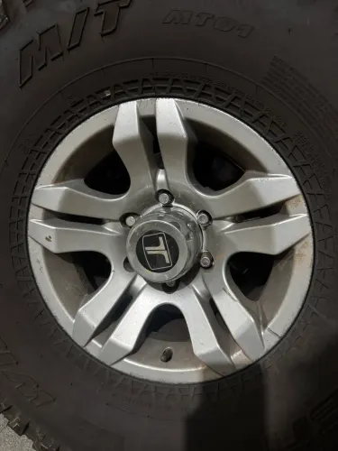 RODAS PARA TROLLER ARO 15 seis furos 