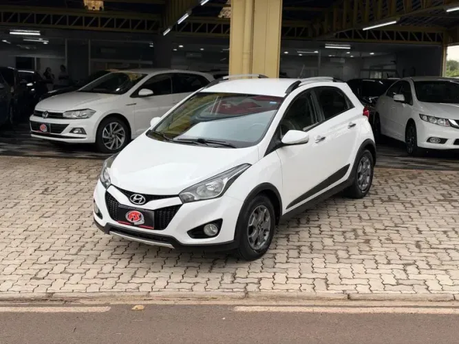 Hyundai HB20X Premium 1.6 Flex 16V Aut. 2014