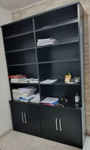 Estante de livros