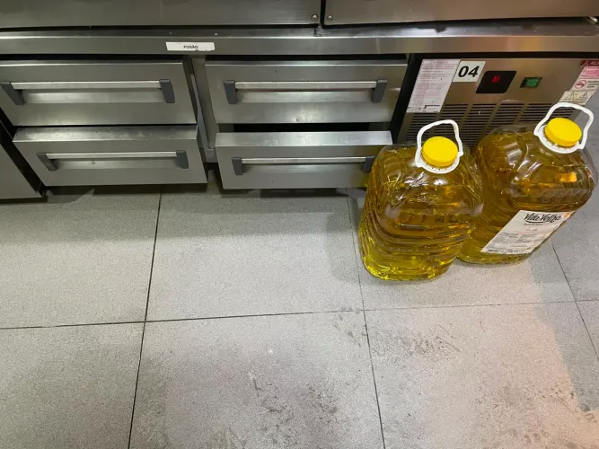 Refrigerador chef de base com gaveta todo inox Alfatec
