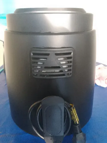 Vendo Airfryer nova, marca MIDEA, 127vt