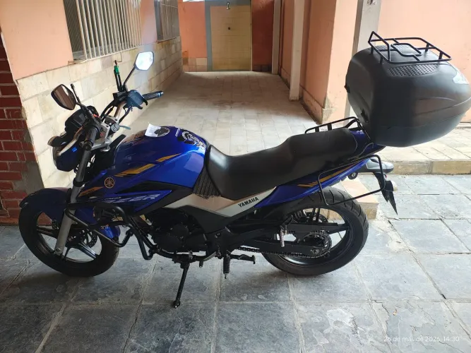 Fazer 250 Blueflex baixa quilometragem