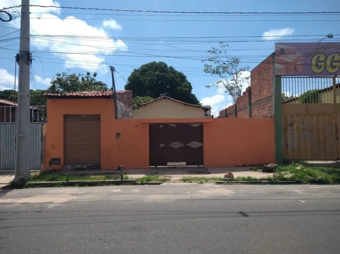 SANTA CLARA VENDE CASA NO BAIRRO AEROPORTO 