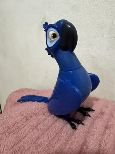 Boneco Blu Rio Disney Grow usado