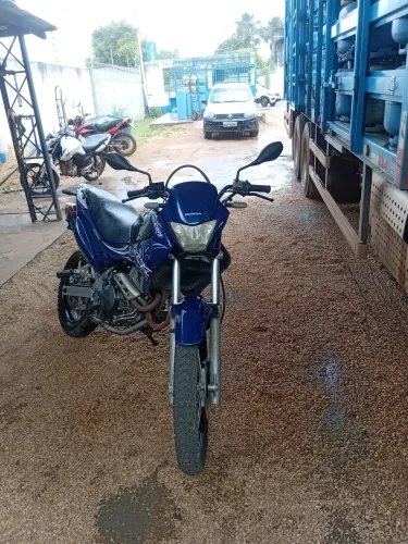 Moto falcon a venda