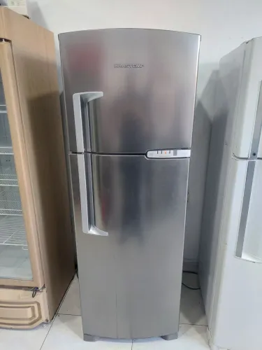 Geladeira Brastemp Frost Free Inox - Elegância e Eficiência para sua Cozinha!