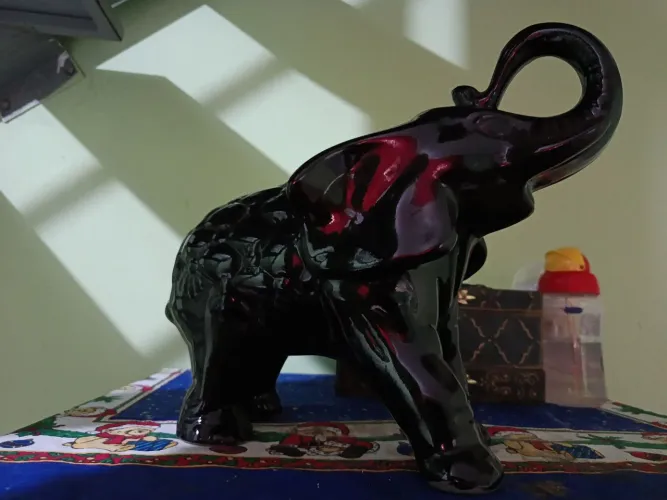 Elefante médio de enfeite