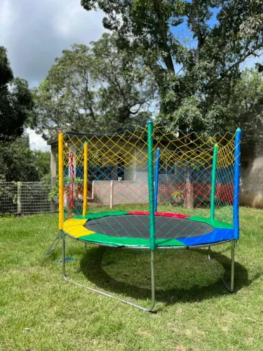 Aluguel de algodão doce, pipoca, pula pula e piscina de bolinha