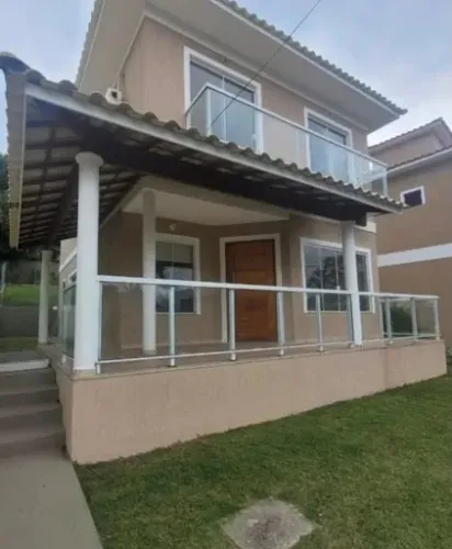 Casa com 4 dormitórios à venda, 140 m² por R$ 615.000,00 - Flamengo - Maricá/RJ