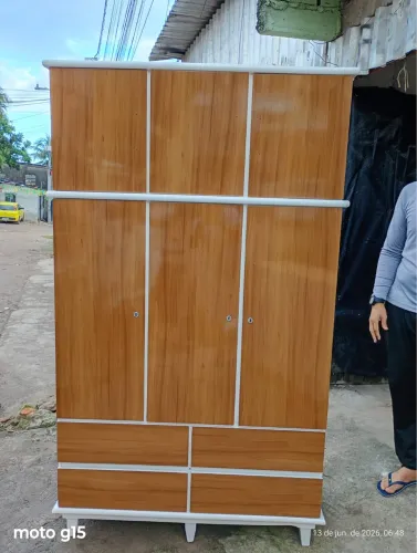 Guarda-roupa 