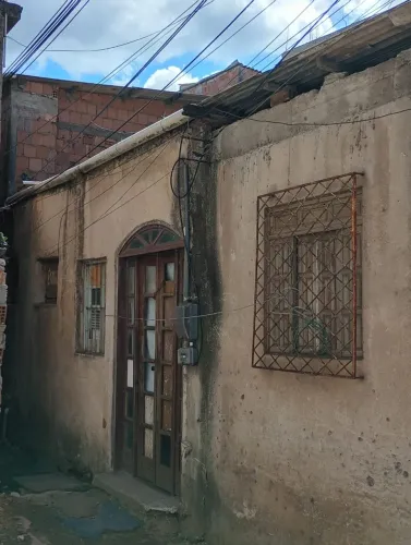 Vendo um casa em Vila velha, no bairro zumbi dos palmares.