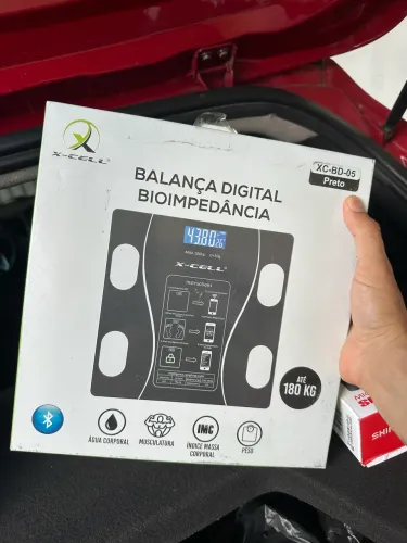 Balança digital com Bioimpedancia 