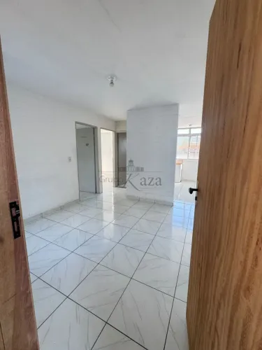 Apartamento - Residencial Integração Conjunto Habitacional - Vila Industrial - São José do