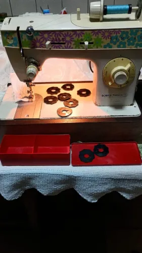 Máquina de Costura e Bordado